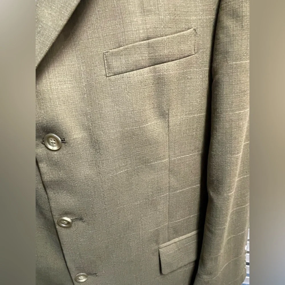 🤎🤍Daniel Hechter Paris 100% wool Olive Men's Blazer size 42R. GORGEOUS QUALITY